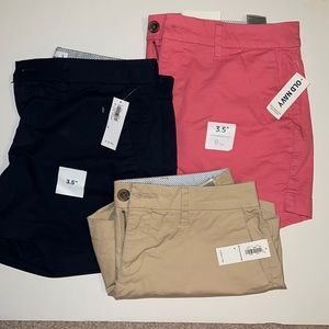 Lot of NEW with Tags Size 0 Old Navy shorts.